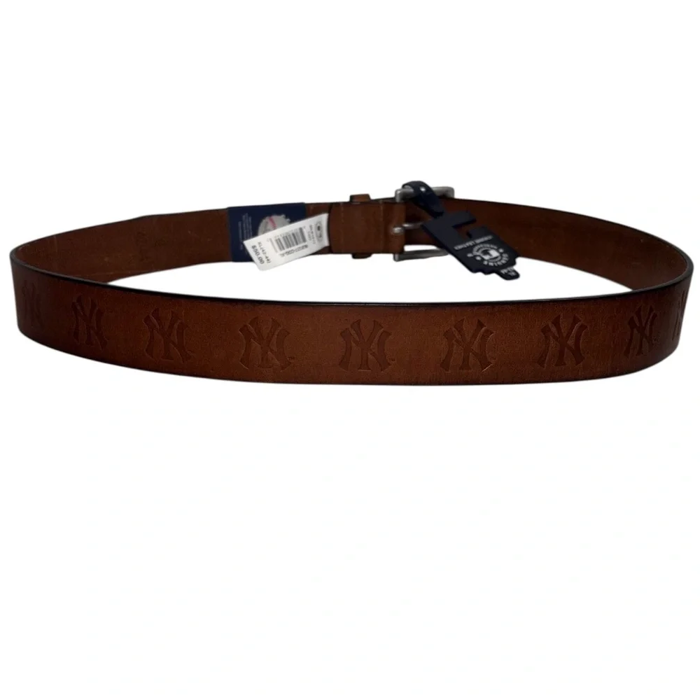 New York Yankees Brown Leather Belt Logo Embossed Size XL Officially Licensed